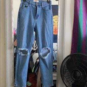 Ripped high waist mom jeans